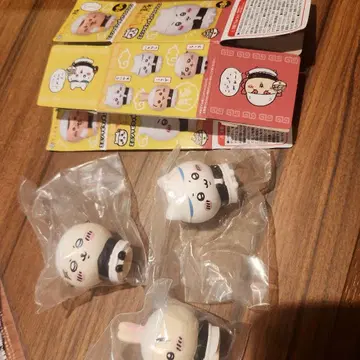 치이카와 라멘돈 소프트 비닐 하치와레 토끼 랏코