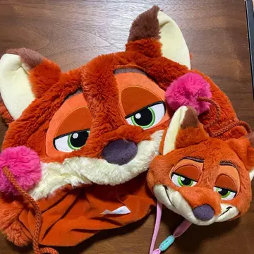 Disney 주토피아 닉 팬캡 숄더 파우치