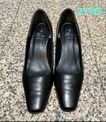 새상품급 Riz raffinee 블랙 하이힐 관혼상제 23.5EE
