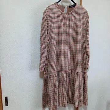 하운드투스 패턴 긴팔 티어드 원피스