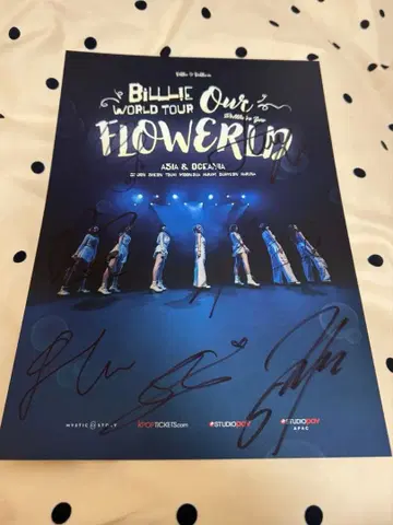 Billlie 포스터 친필 사인
