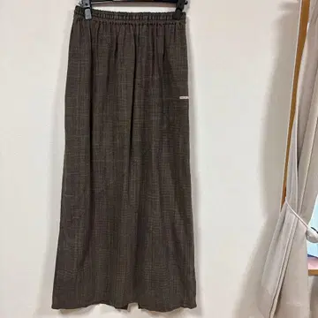 HAI SPORTING GEAR 브라운 롱 스커트 슬릿