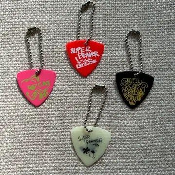 친구회 한정판 굿즈 피크 키링 super beaver