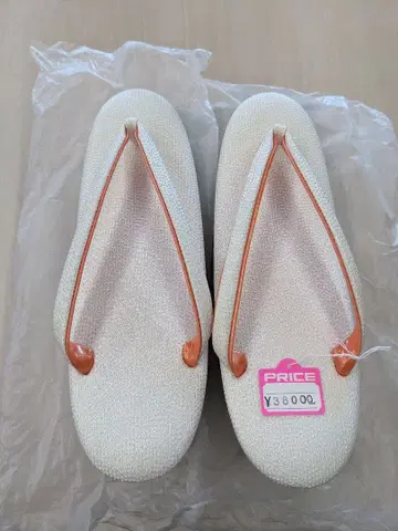 [ 택 포함 미사용 ] 38000엔 23.0 펄 화이트 키라키라 조리