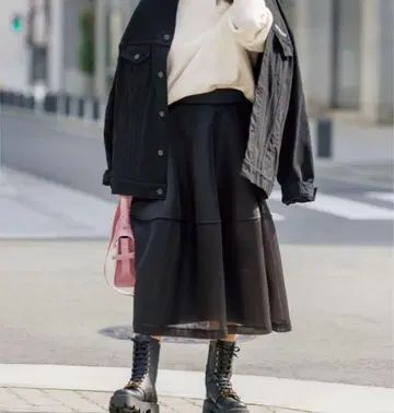 Lig. 리그 도트 sheer volume skirt M