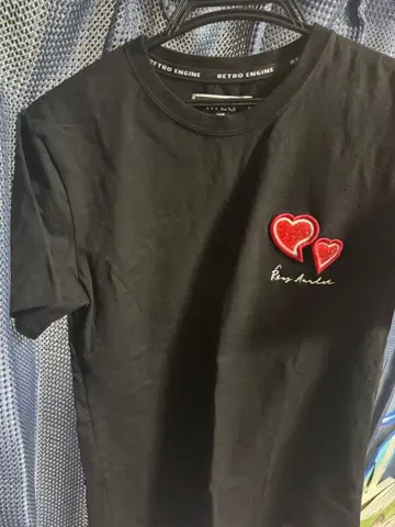 아담스 저글러 T셔츠