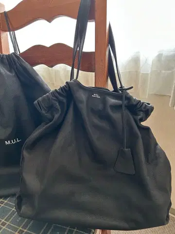 M.U.L. M.U.L. 벤트 토트 M 블랙
