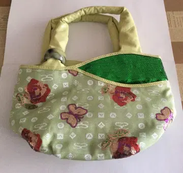 [ SAVOY ] 스팽글 꽃과 나비 자수 핸드백 그린 계열 새상품급