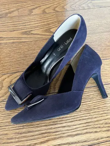 anli Label 하이힐 (네이비 컬러) M 사이즈 (23.5cm)