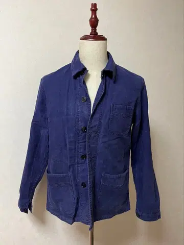 몽생미셸 다크 네이비 커버올 버튼 포함