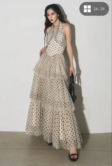 안드레아 안드 코 쉬폰 프릴 원피스