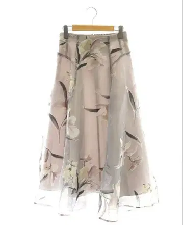 Apuweiser-riche 리얼 플라워 오팔 스커트 사이즈 1