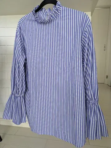 spick&span 프릴 블라우스