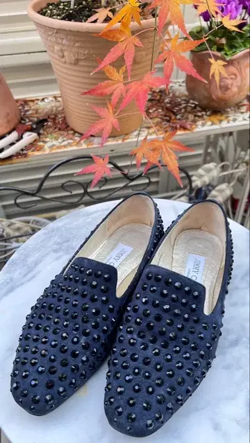 JIMMY CHOO 스터드 부착 슬립온 34 네이비