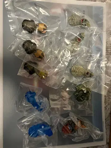 제일복권 울트라맨 시리즈 괴수대전 vol.2 F상 괴수 머리 감상 10체