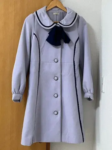 axes femme 리본 포함 코트