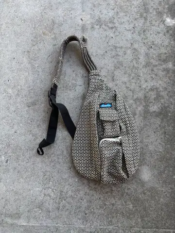 KAVU 카부 로프백 y2k 슬링백 아웃도어