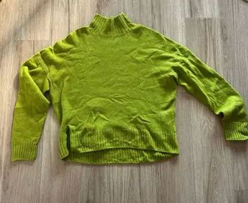 UNITED TOKYO 라임 그린 니트 스웨터 사이즈 0