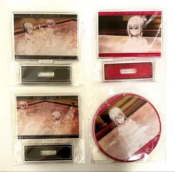 스파이 교실 미니 아크릴 스탠드 캔뱃지 릴리 아네트 지비아 티어