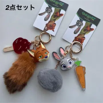 새상품 주토피아 퍼 꼬리 입체 참 키링 2세트