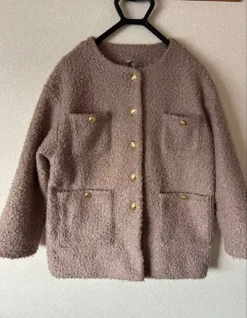 coca 푸들 금장 버튼 노카라 코트