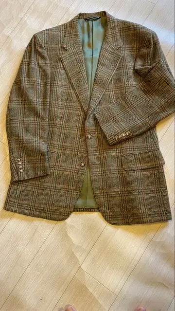 체크 무늬 테일러드 자켓