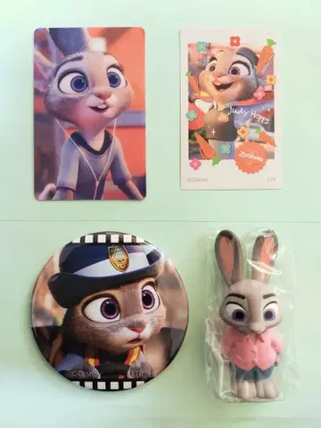 주토피아 카페 주디 트레이딩 카드 캔뱃지