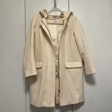 NATURAL BEAUTY BASIC 후드 부착 롱 코트 M 사이즈