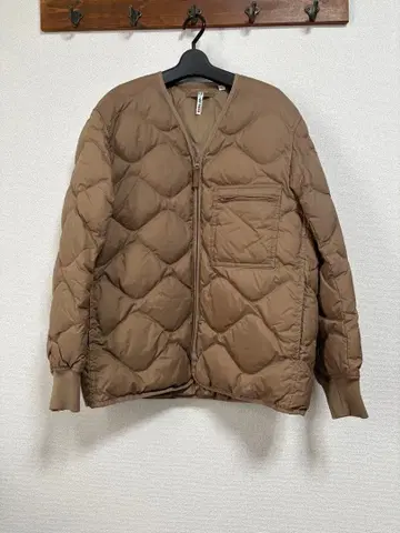 유니클로 리사이클 다운 자켓