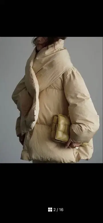 ETRE TOKYO 와이드 스톨 패딩 코트