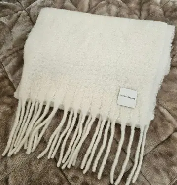 TOMORROWLAND 화이트 머플러 스톨