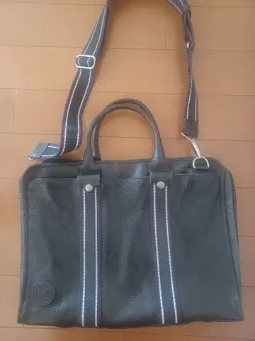 헌팅월드 천연 가죽 비즈니스 백