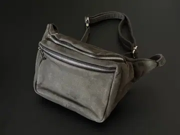 remer 램 가죽 바디백 카키