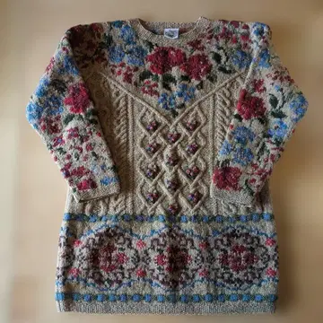 Laura Ashley 꽃 패턴 니트 긴팔 스웨터