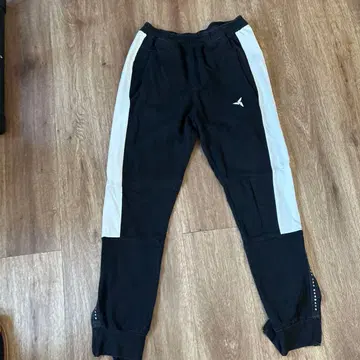 카네킨 COR 조거 팬츠 S