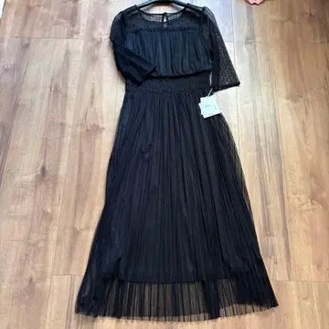 새상품 rire fete 정가 2만 4000엔 롱 티어드 스콧 클럽