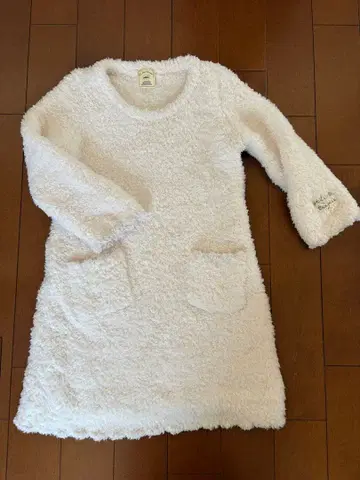 젤라또피케 후아후아 화이트 룸웨어 사이즈 F