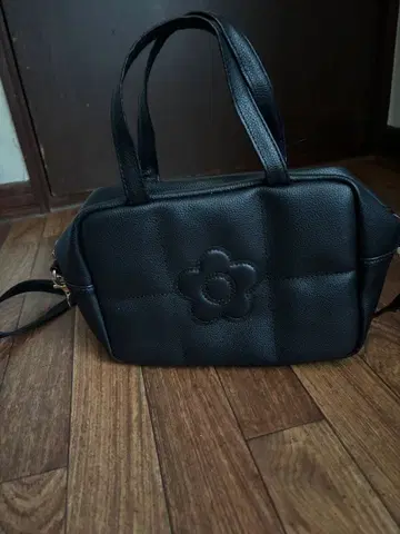 MARY QUANT 블랙 숄더백