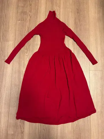 UNIQLO 빨간색 니트 원피스 M