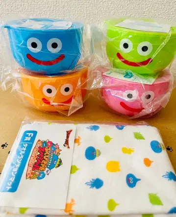 드래곤 퀘스트 슬라임 미니 후드 컨테이너 & 타월 런치 매트