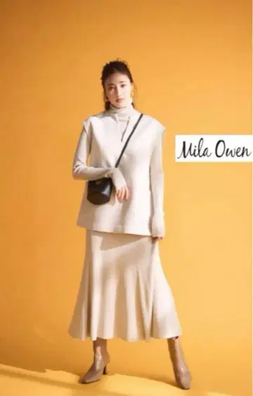 Mila Owen 베이지 니트 셋업