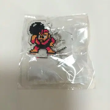 봄버맨 보스 도트 그림 아크릴 스탠드 피규어 키링 록맨