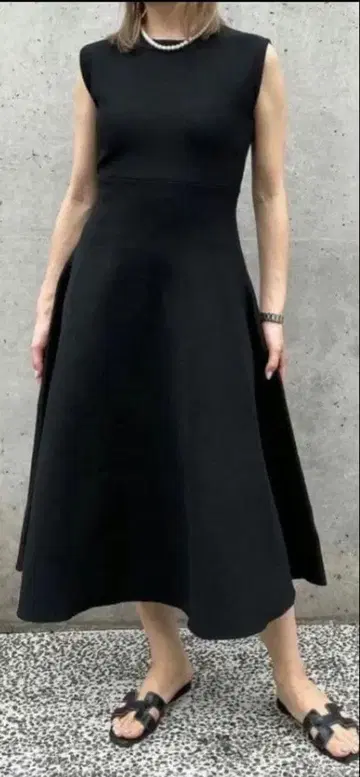 매디슨 블루 롱 플레어 니트 원피스