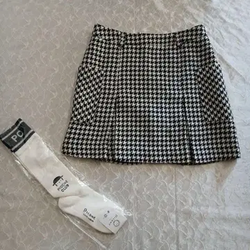 PICONE 스커트 & 하이삭스