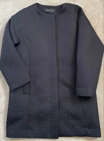 새상품급 BLACK BY MOUSSY 노카라 코트