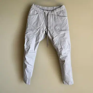 어태치먼트 스트레치 트윌 바이커 카고 이지 팬츠 스트레치