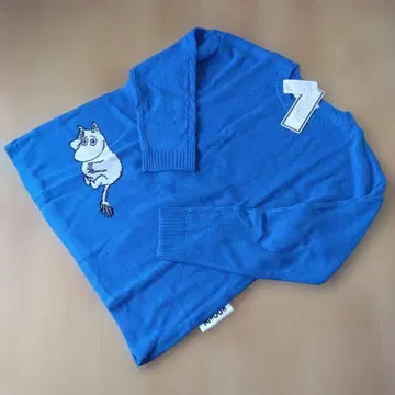 미사용 새상품 무민 자수 긴팔 스웨터 파랑 M 사이즈