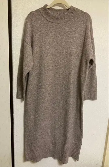 Helm 베이지 니트 롱 원피스 L 사이즈