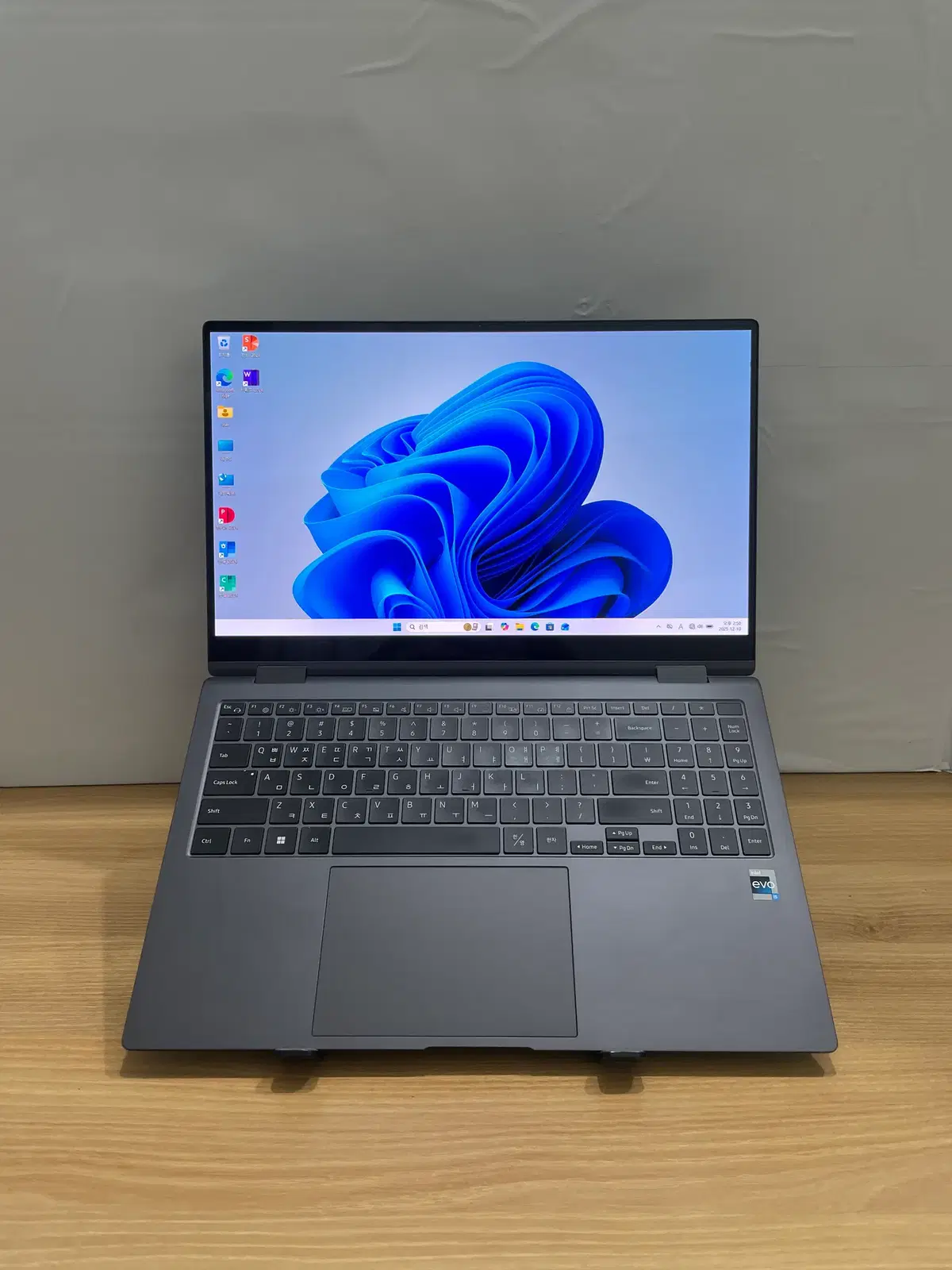 QE1 | 브랜드 중고거래 플랫폼, 번개장터