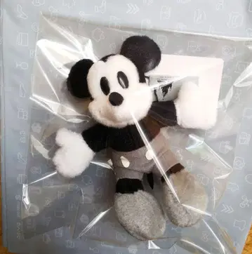 디즈니 미키마우스 모노톤 인형 배지